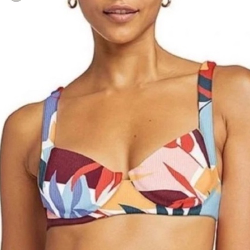 New! Vitamin A Demi underwire bikini top Cypress Tropical Print 10625